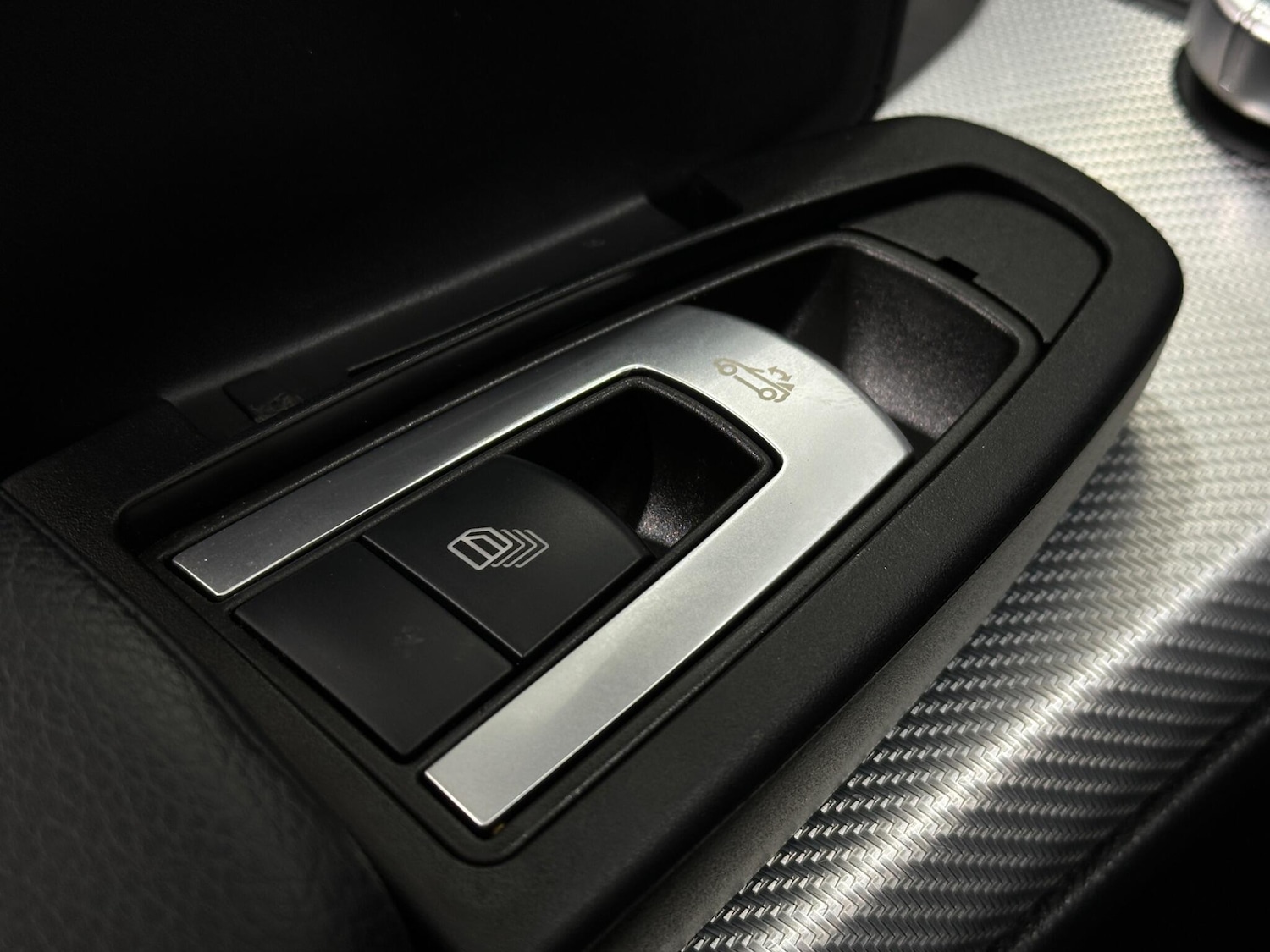 Used Mercedes-Benz SLC 2016 for sale - 76878445: Photo 19