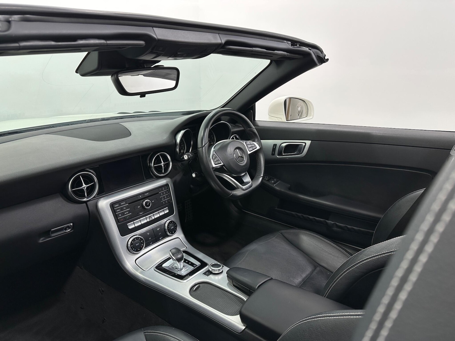 Used Mercedes-Benz SLC 2016 for sale - 76878445: Photo 28