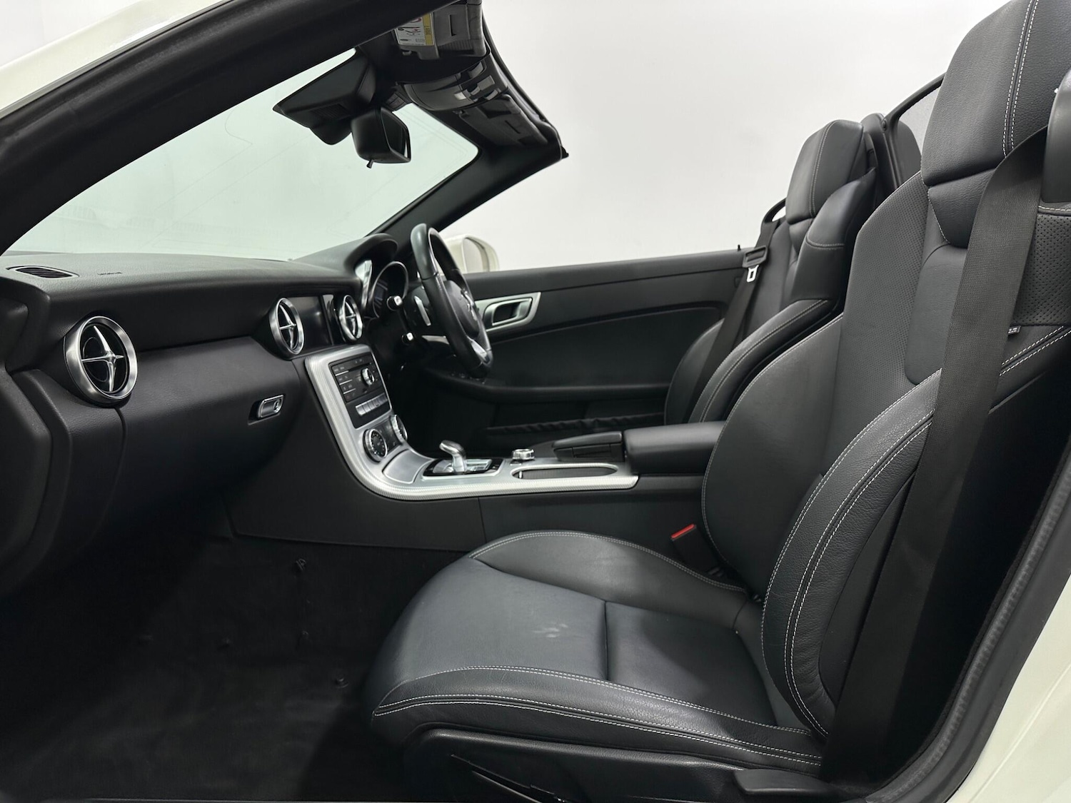 Used Mercedes-Benz SLC 2016 for sale - 76878445: Photo 33