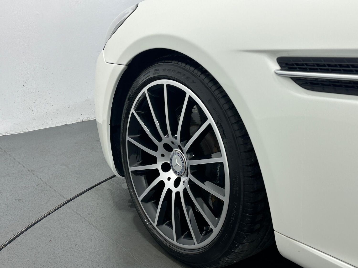 Used Mercedes-Benz SLC 2016 for sale - 76878445: Photo 41