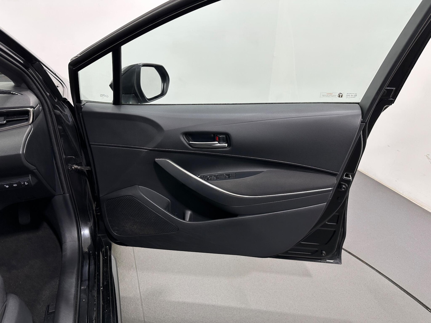 Used Toyota Corolla 2021 for sale - 77358523: Photo 33