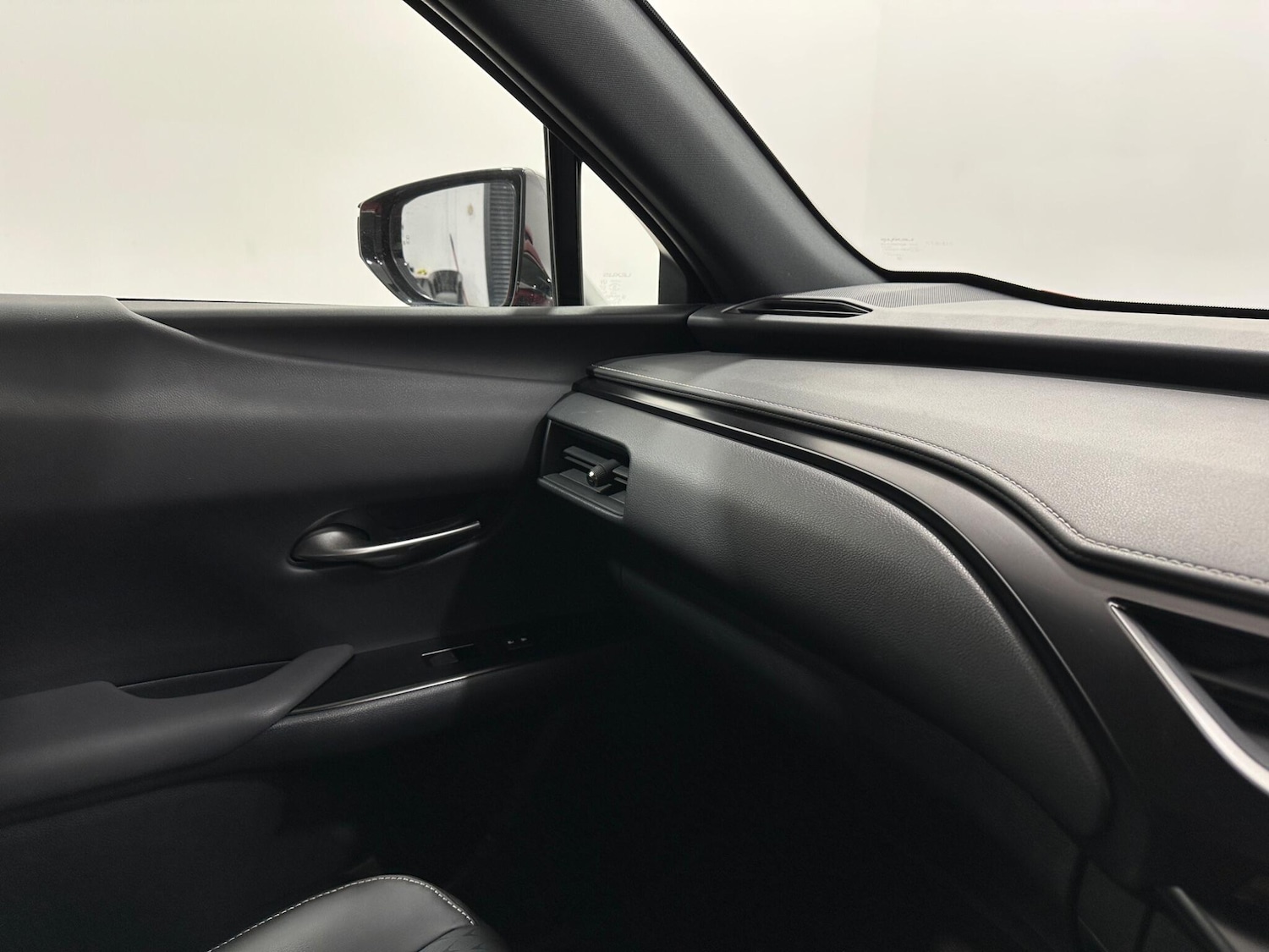 Used Lexus UX for sale - 77537860: Photo 28