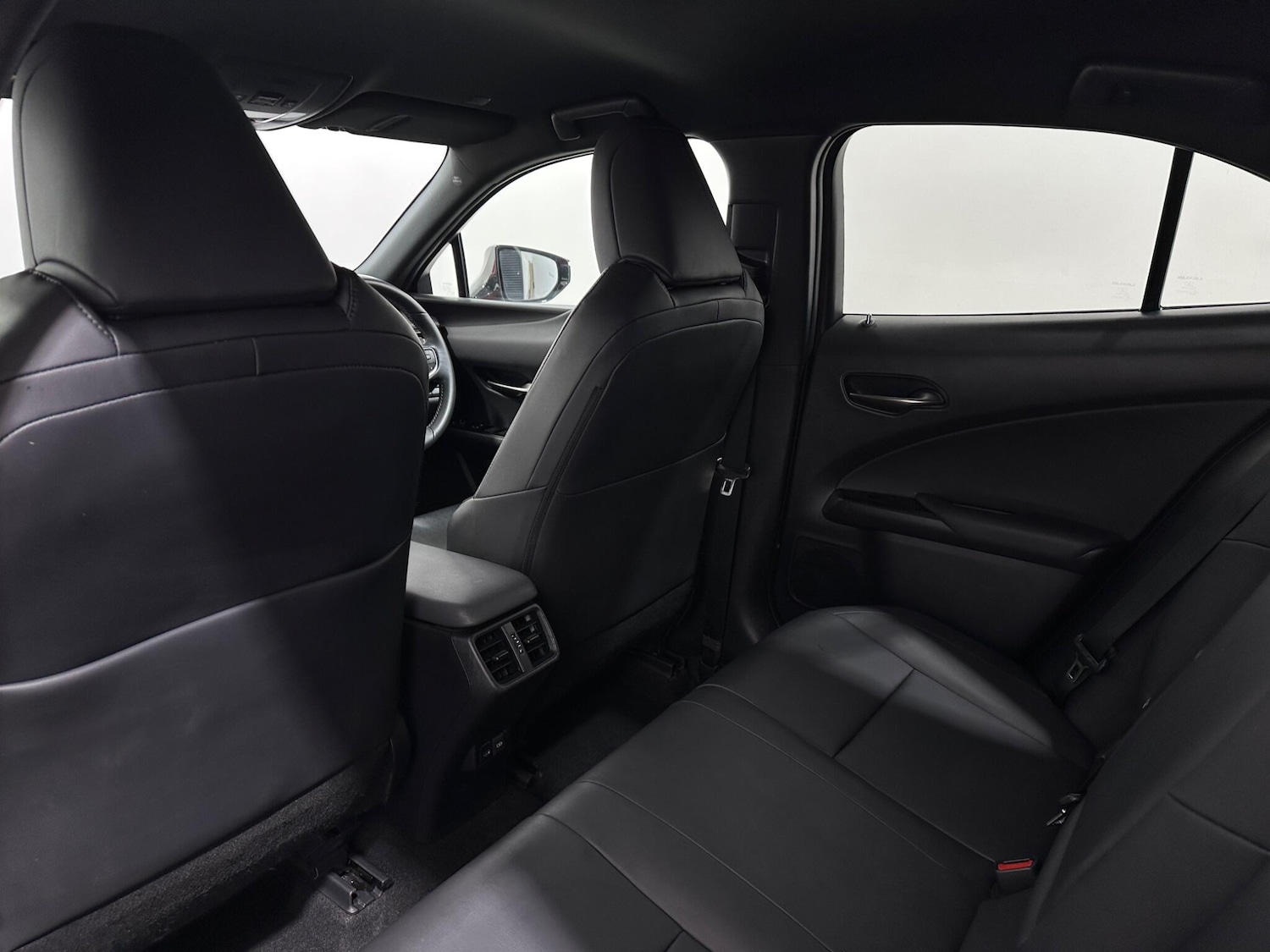 Used Lexus UX for sale - 77537860: Photo 40