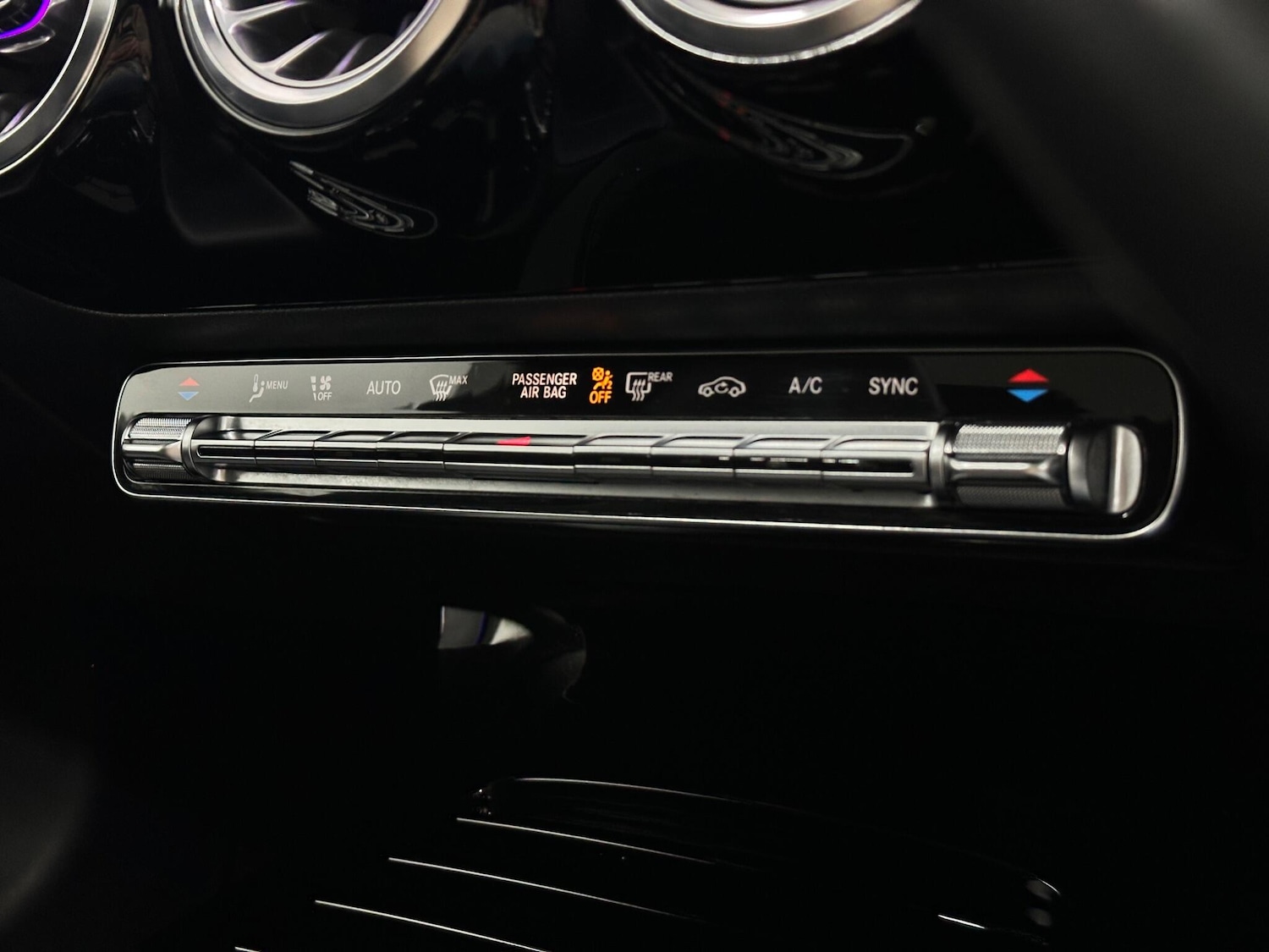 Used Mercedes-Benz CLA 2022 for sale - 77645816: Photo 23