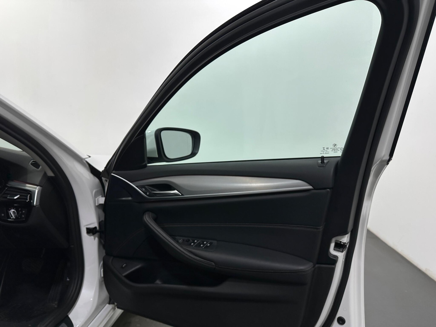 Used BMW 5 Series 2019 for sale - 78141474: Photo 34