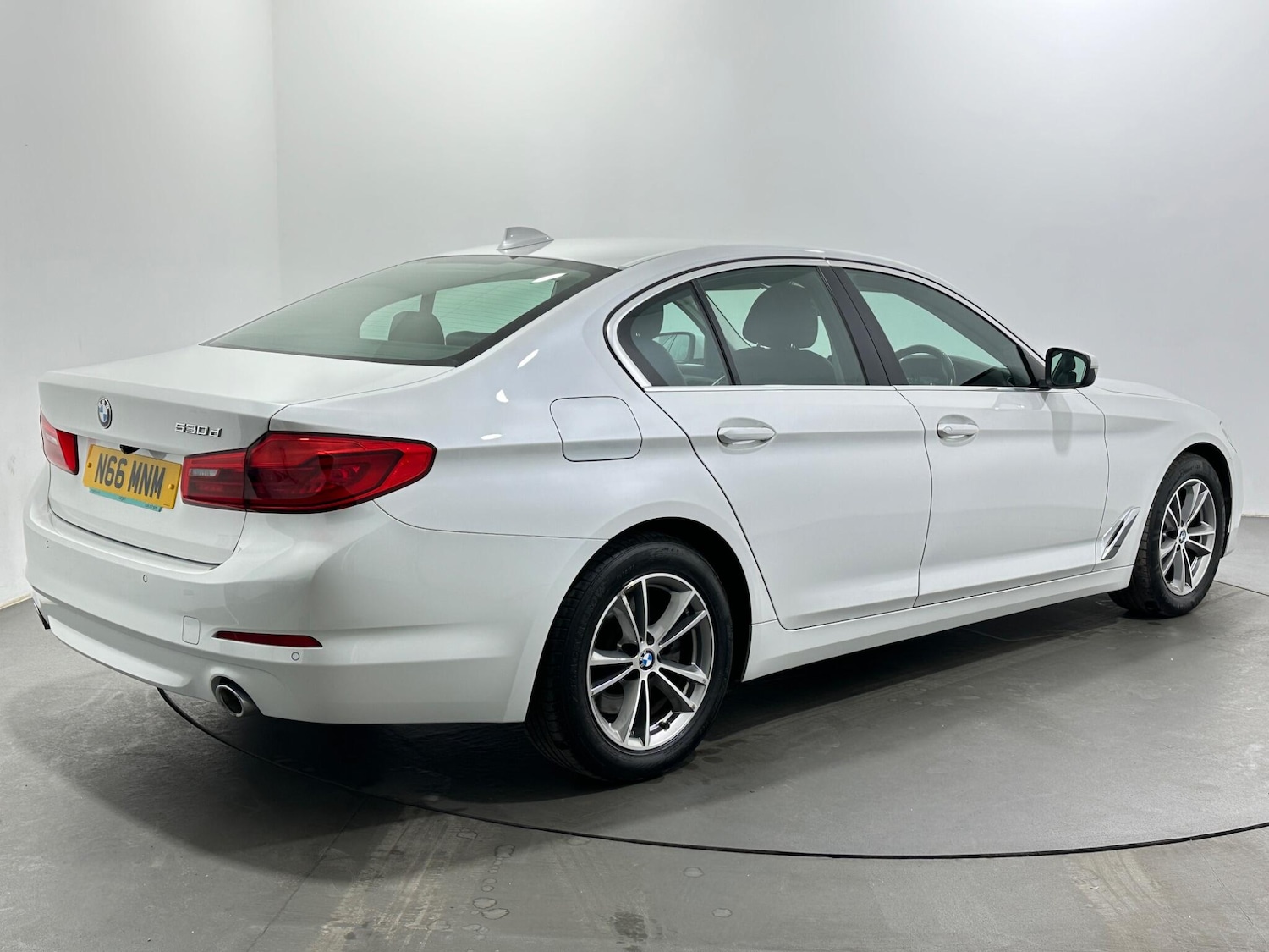 Used BMW 5 Series 2019 for sale - 78141474: Photo 8