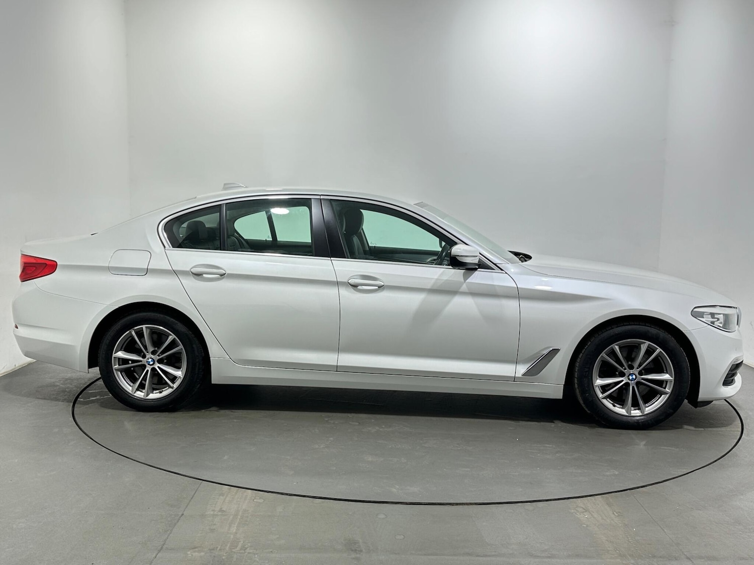 Used BMW 5 Series 2019 for sale - 78141474: Photo 9
