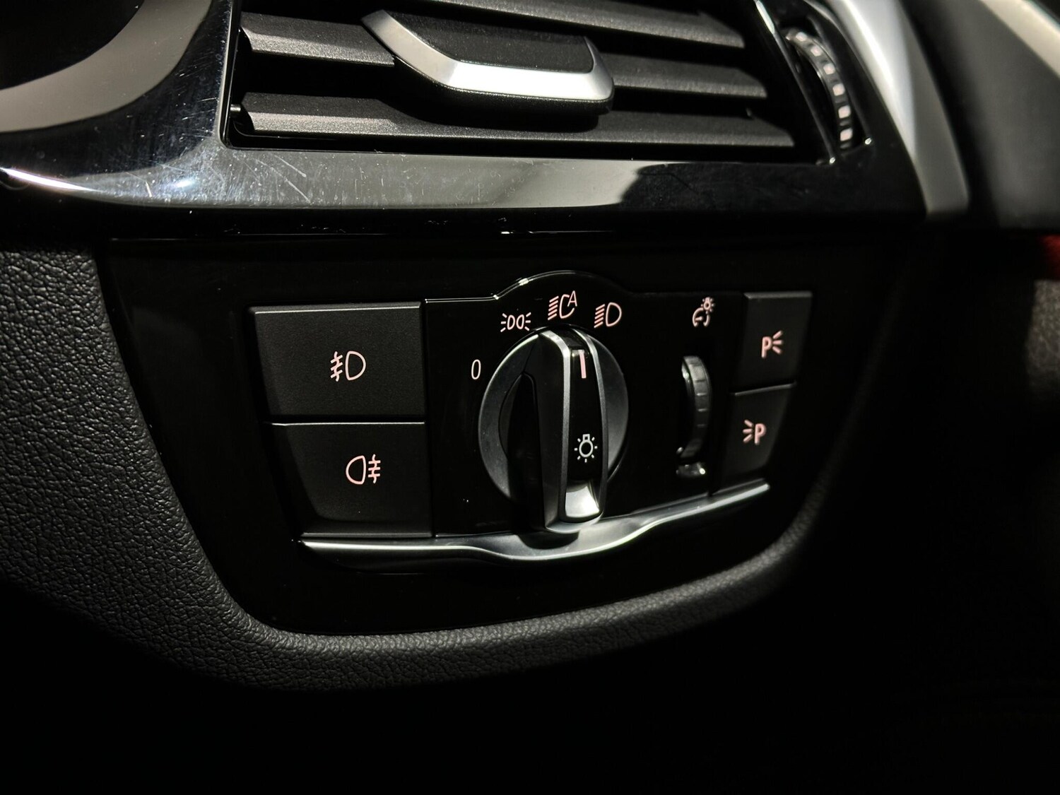 Used BMW 5 Series 2018 for sale - 77908910: Photo 18