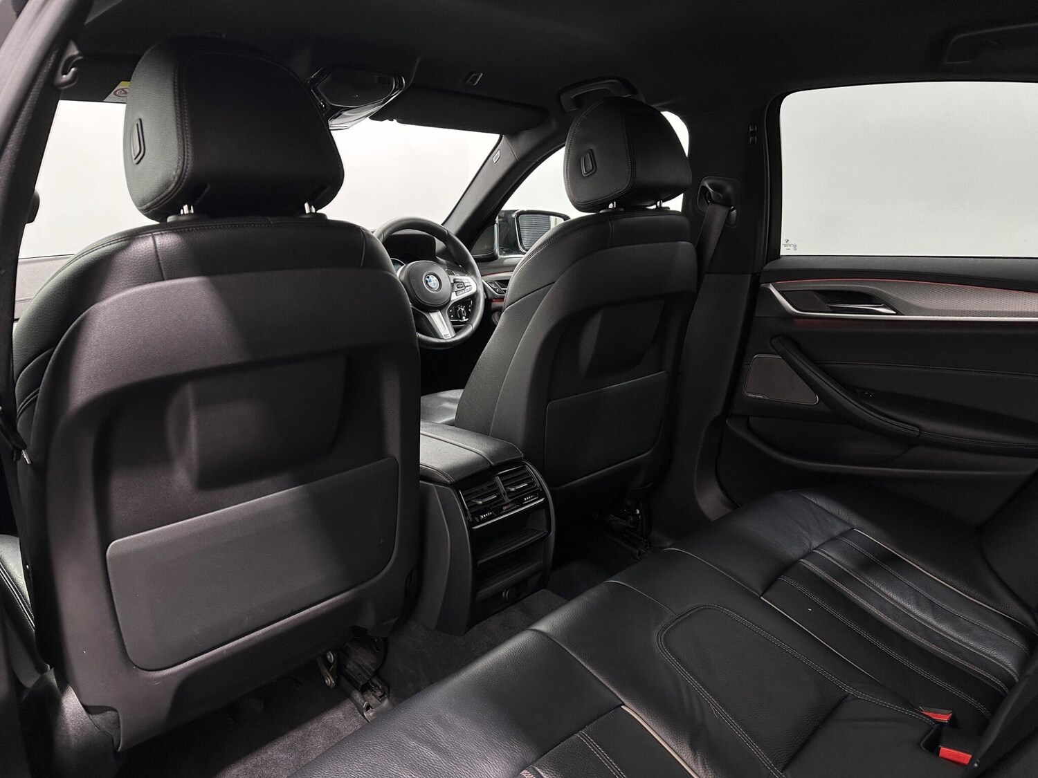 Used BMW 5 Series 2018 for sale - 77908910: Photo 38