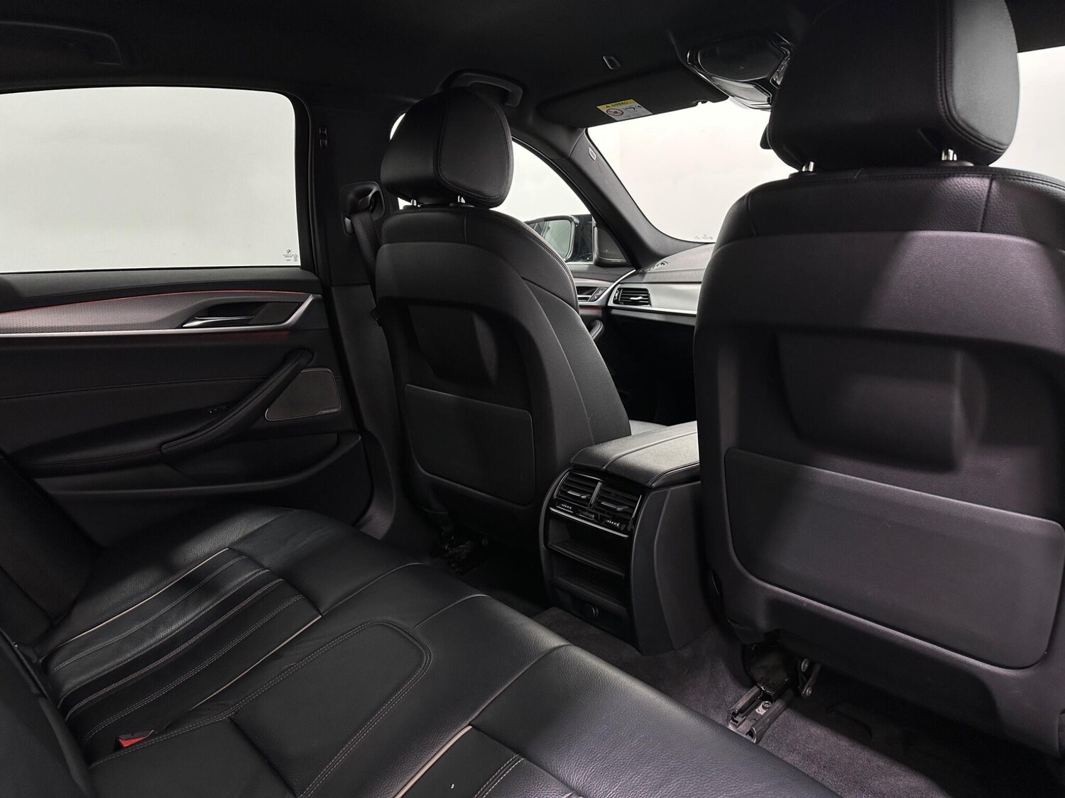 Used BMW 5 Series 2018 for sale - 77908910: Photo 42