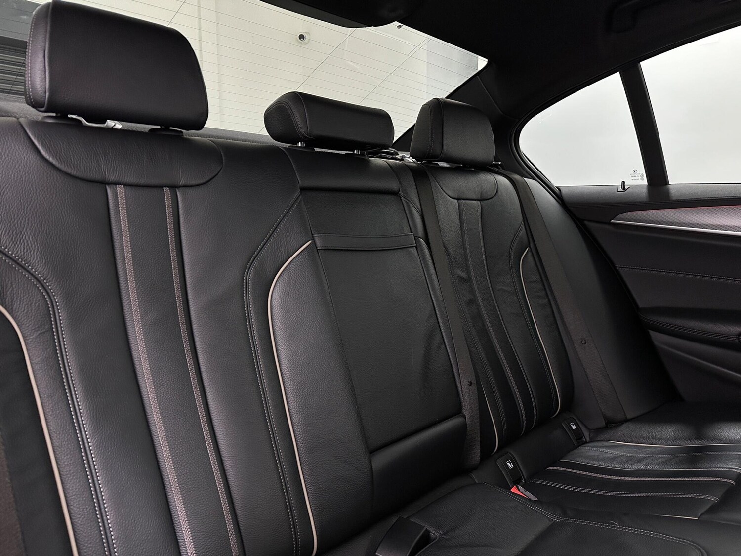 Used BMW 5 Series 2018 for sale - 77908910: Photo 43