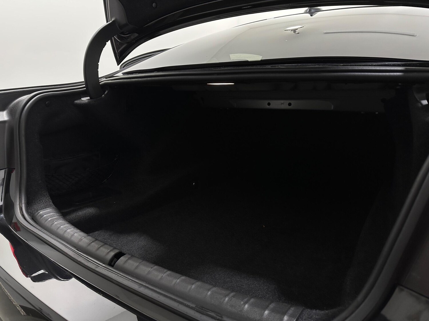 Used BMW 5 Series 2018 for sale - 77908910: Photo 46