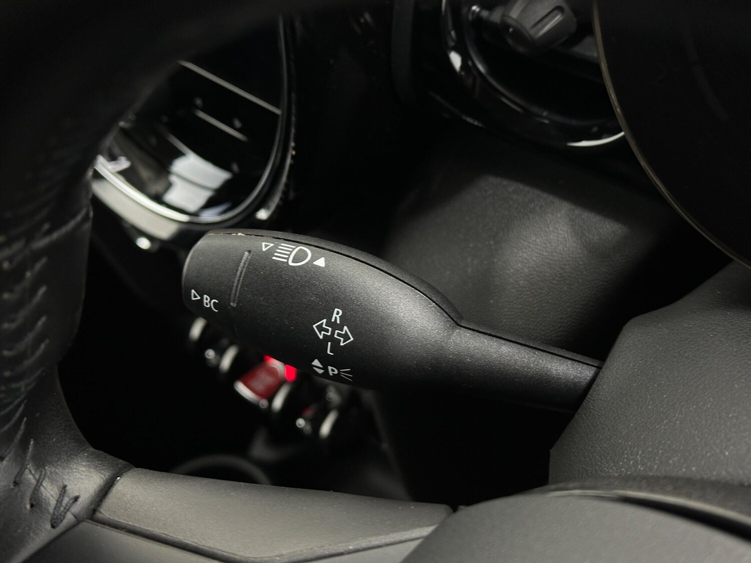 Used MINI Hatch 2022 for sale - 77939992: Photo 14