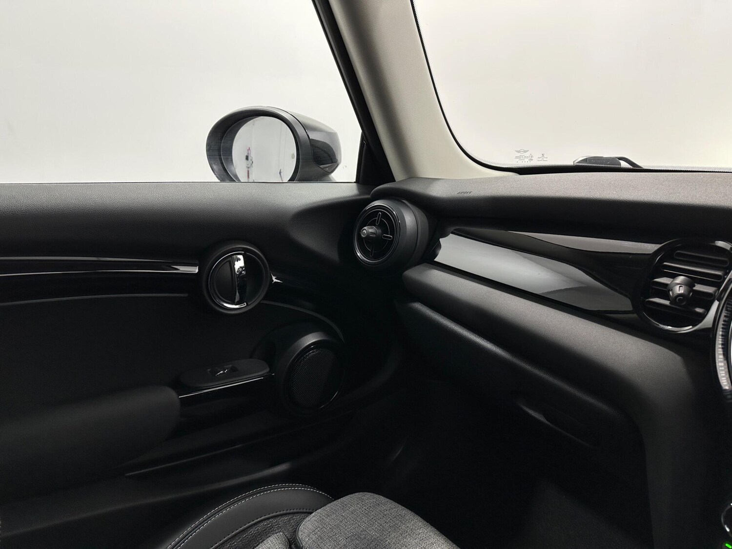 Used MINI Hatch 2022 for sale - 77939992: Photo 28