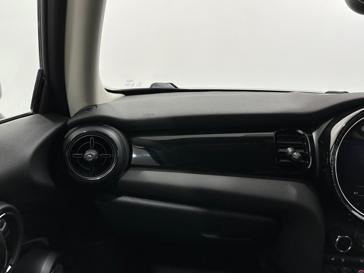 Used MINI Hatch 2022 for sale - 77939992: Photo 30