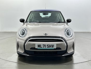 Used MINI Hatch 2022 for sale - 77939992: Photo
