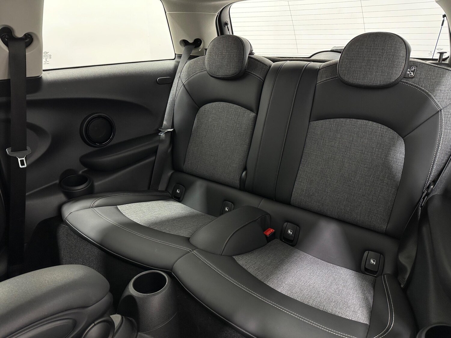 Used MINI Hatch 2022 for sale - 77939992: Photo 40