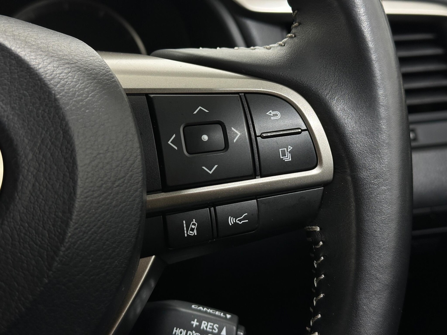 Used Lexus RX 2019 for sale - 76878562: Photo 13