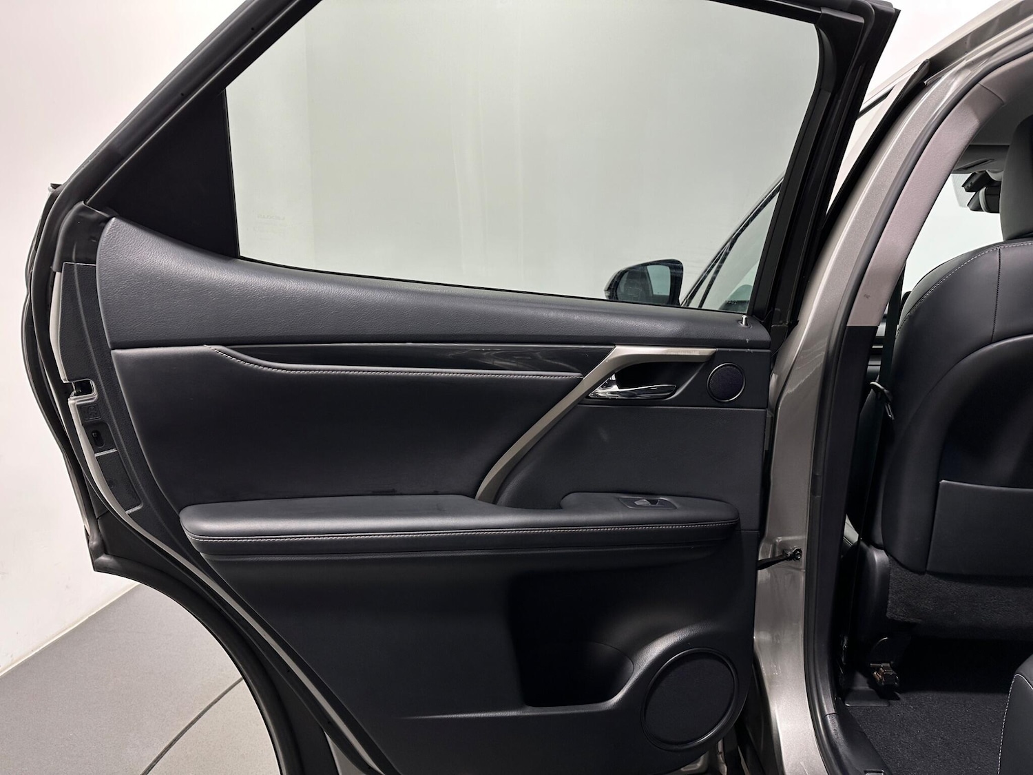 Used Lexus RX 2019 for sale - 76878562: Photo 41