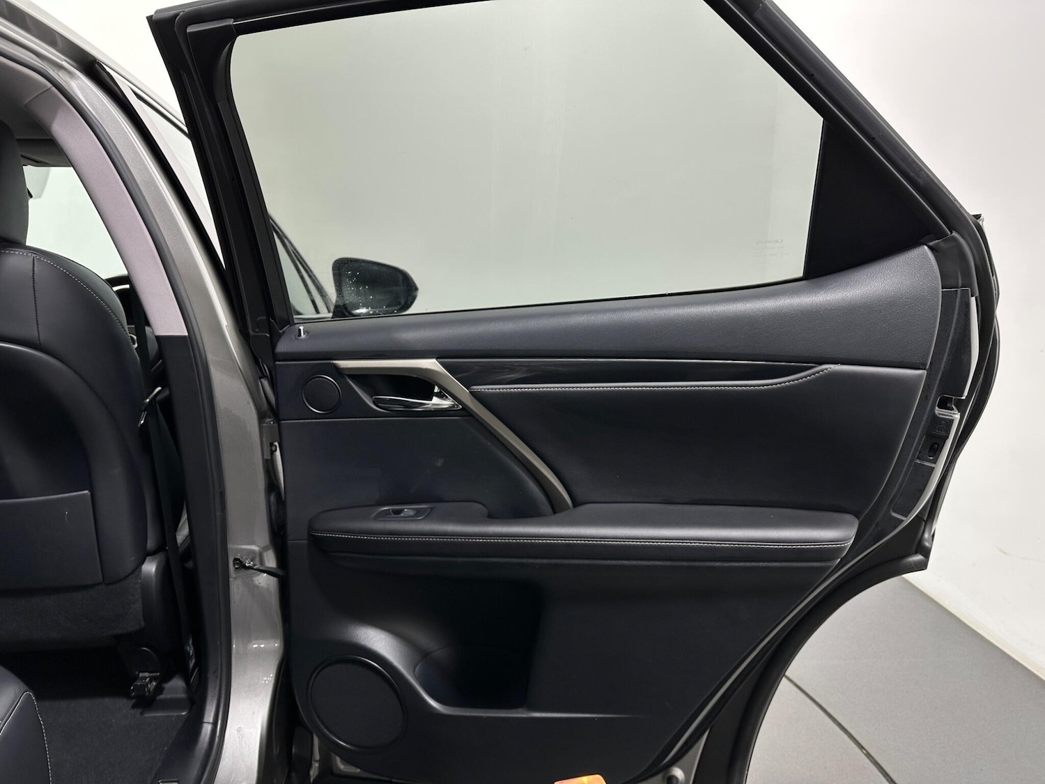 Used Lexus RX 2019 for sale - 76878562: Photo 44