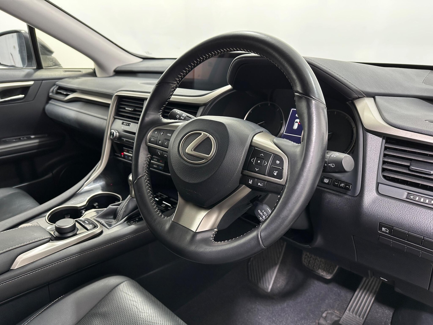Used Lexus RX 2019 for sale - 76878562: Photo 9
