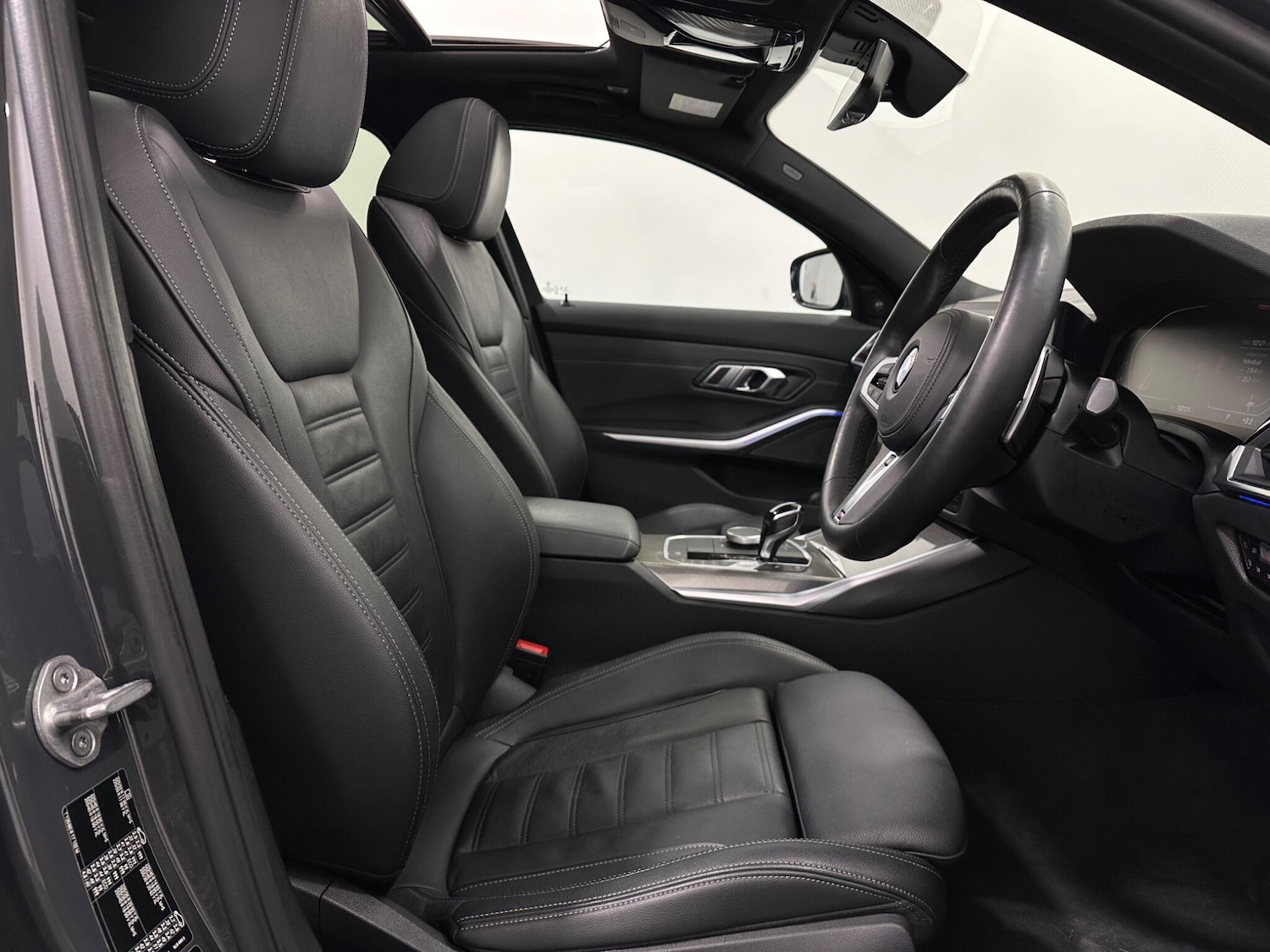 Used BMW 3 Series 2020 for sale - 76878572: Photo 33