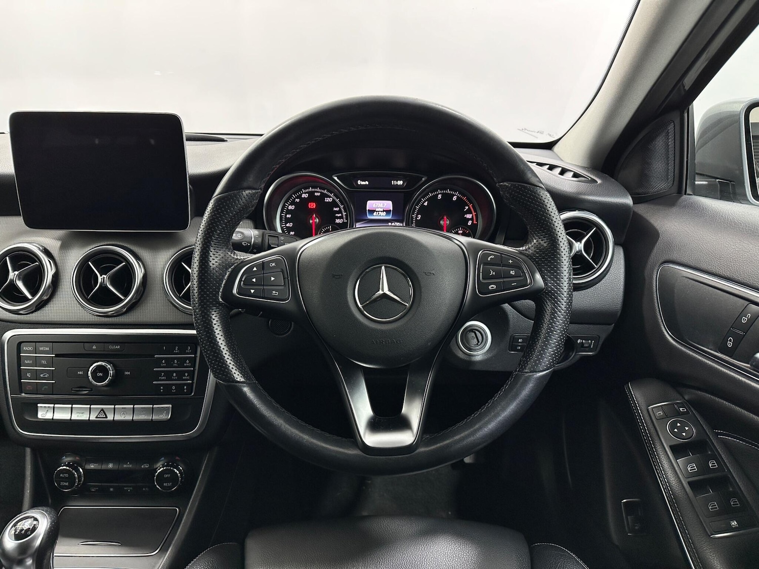 Used Mercedes-Benz GLA 2018 for sale - 77597597: Photo 13