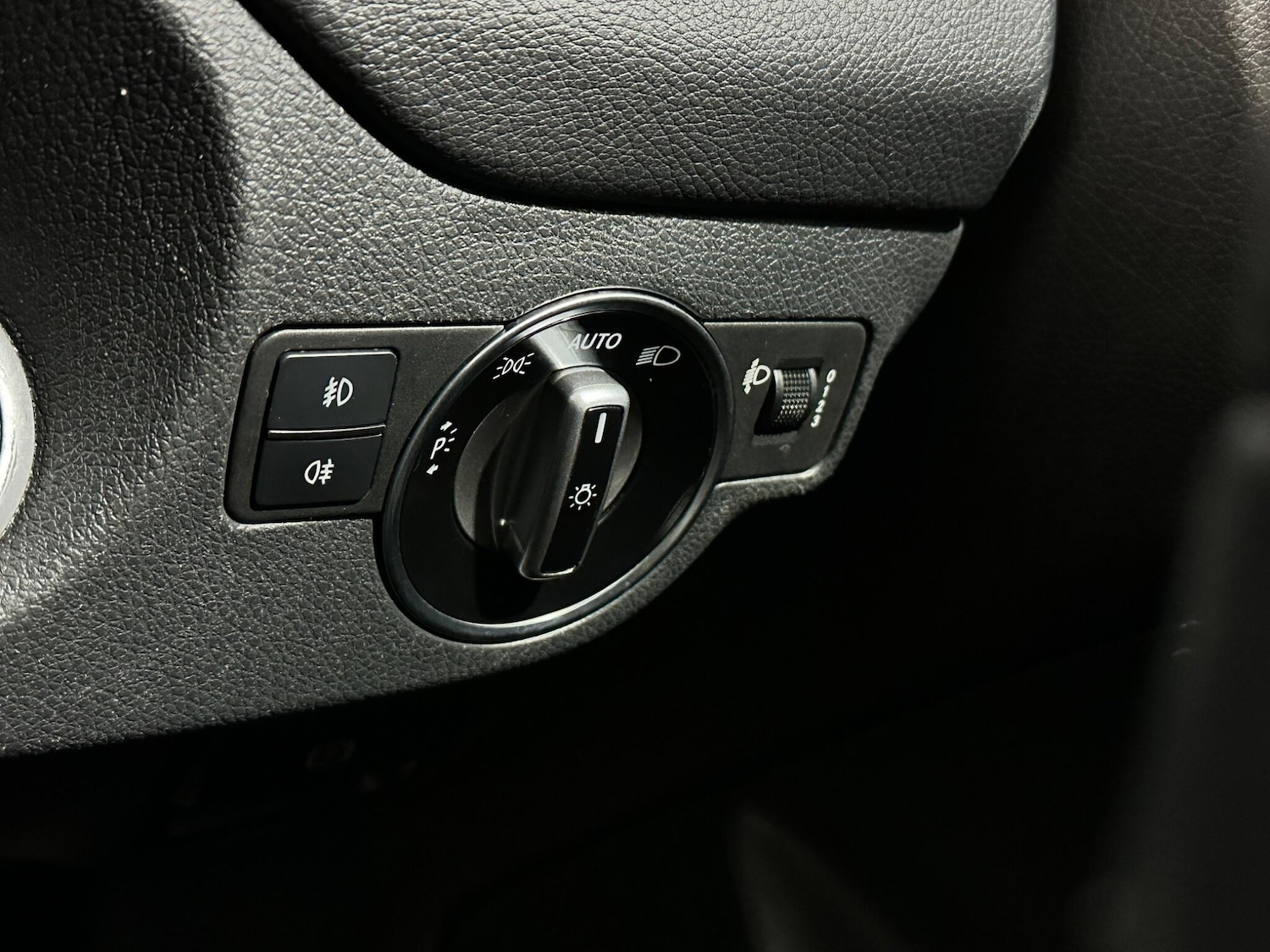 Used Mercedes-Benz GLA 2018 for sale - 77597597: Photo 17