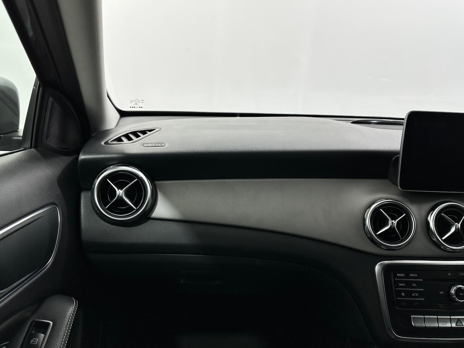 Used Mercedes-Benz GLA 2018 for sale - 77597597: Photo 29