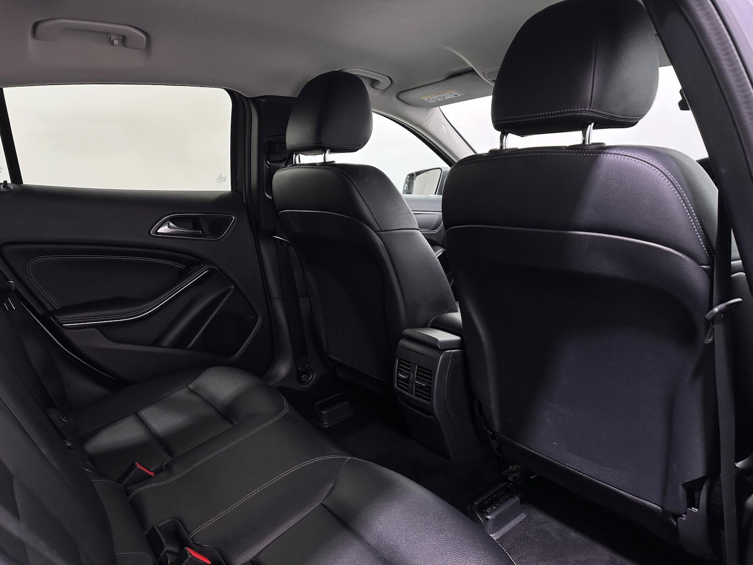 Used Mercedes-Benz GLA 2018 for sale - 77597597: Photo 41