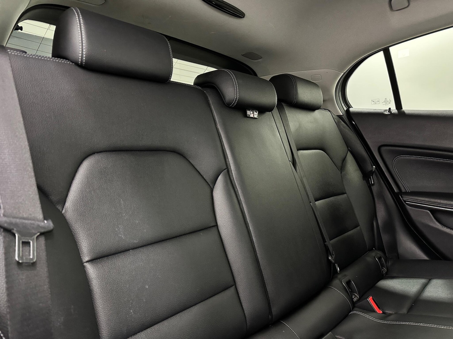 Used Mercedes-Benz GLA 2018 for sale - 77597597: Photo 42