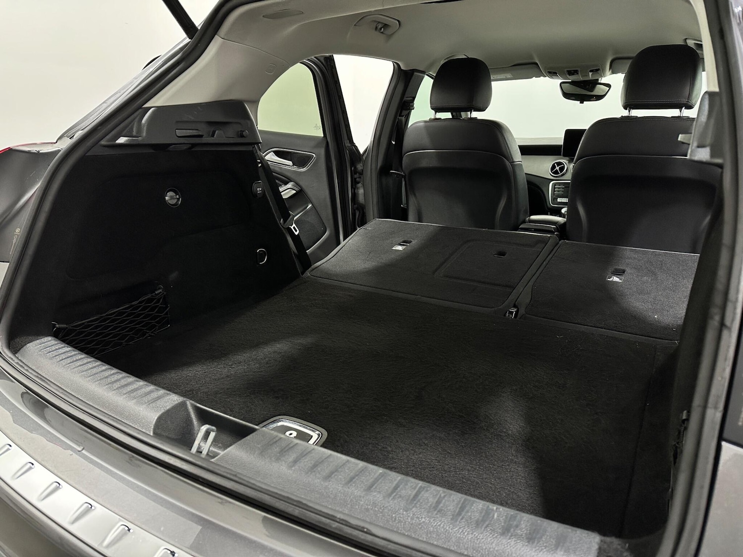 Used Mercedes-Benz GLA 2018 for sale - 77597597: Photo 45