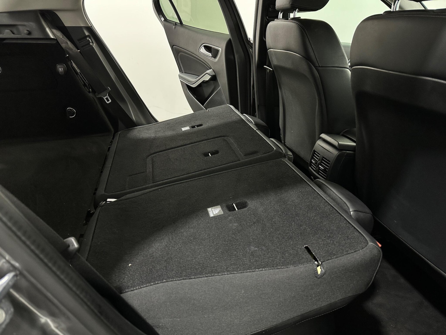 Used Mercedes-Benz GLA 2018 for sale - 77597597: Photo 46