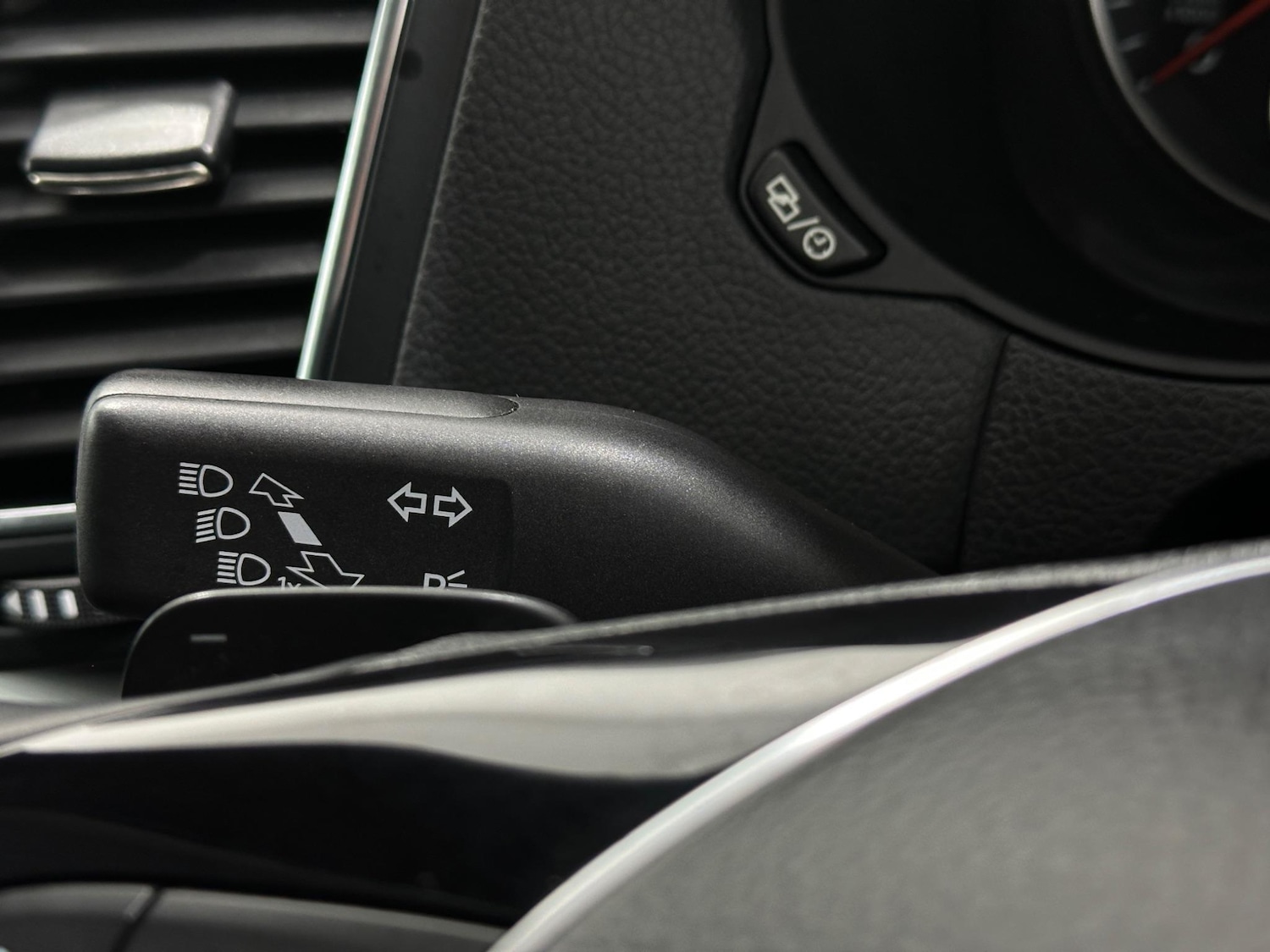 Used Volkswagen Sharan 2018 for sale - 76878537: Photo 13