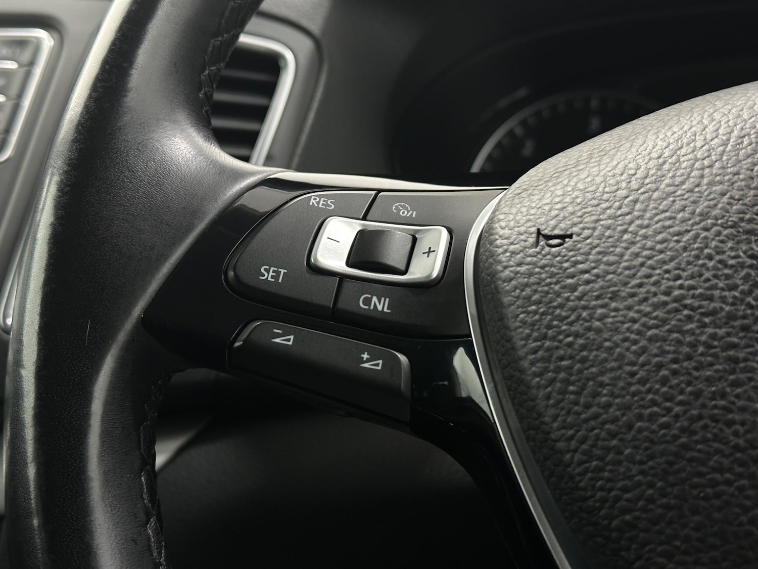 Used Volkswagen Sharan 2018 for sale - 76878537: Photo 14