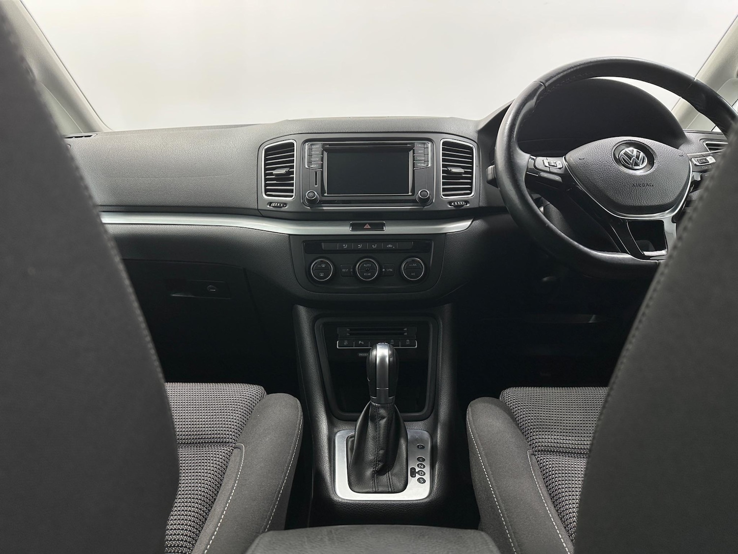 Used Volkswagen Sharan 2018 for sale - 76878537: Photo 19