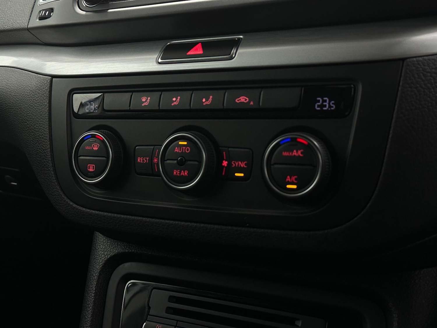 Used Volkswagen Sharan 2018 for sale - 76878537: Photo 21