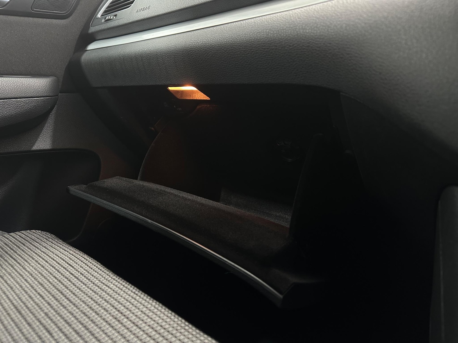 Used Volkswagen Sharan 2018 for sale - 76878537: Photo 27