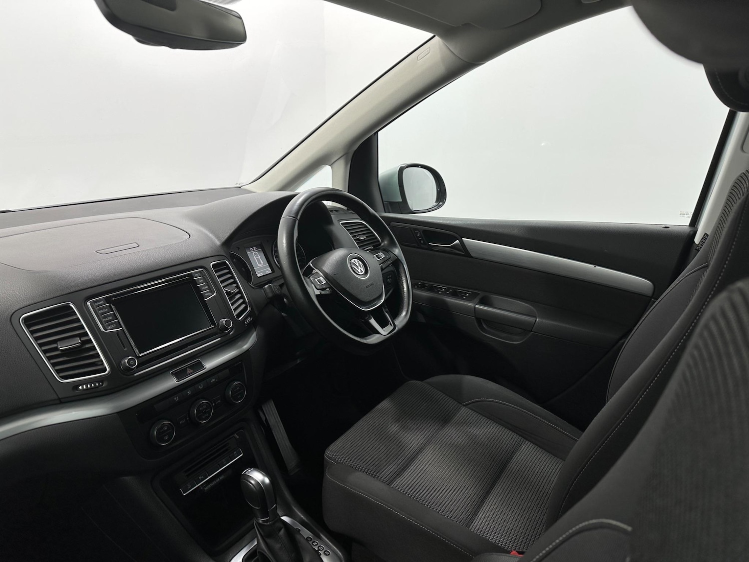 Used Volkswagen Sharan 2018 for sale - 76878537: Photo 29