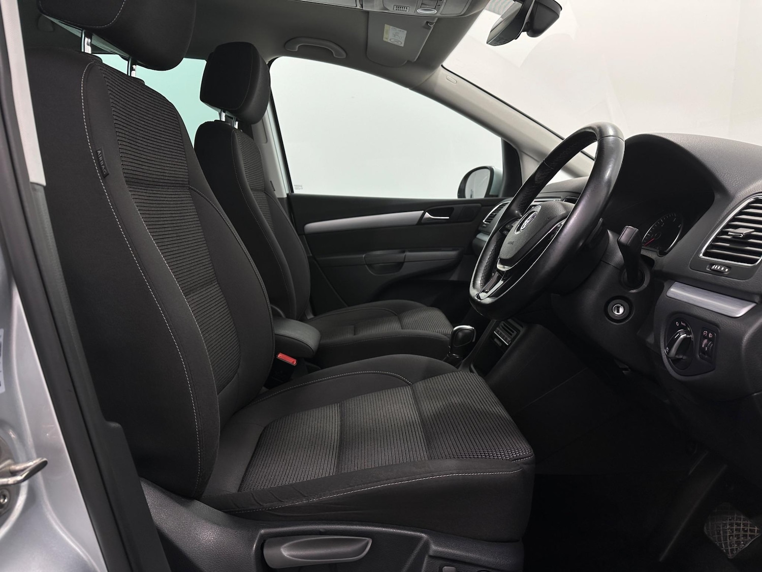 Used Volkswagen Sharan 2018 for sale - 76878537: Photo 30