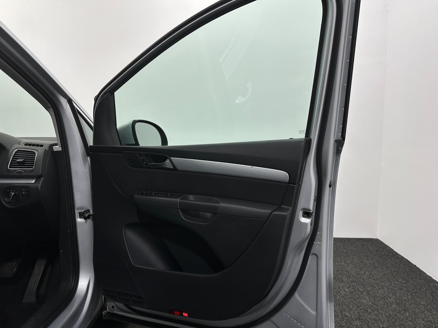 Used Volkswagen Sharan 2018 for sale - 76878537: Photo 33