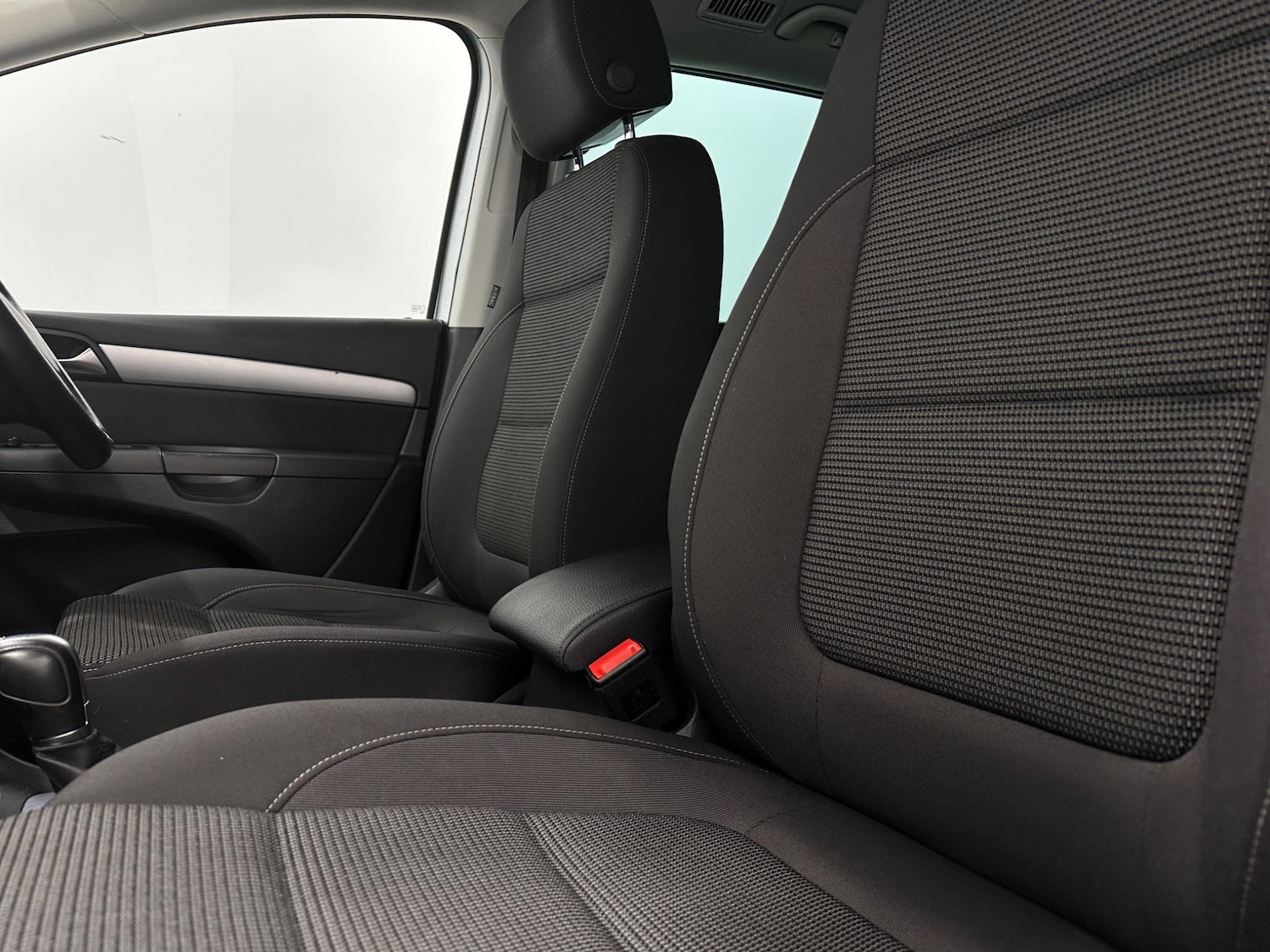 Used Volkswagen Sharan 2018 for sale - 76878537: Photo 35