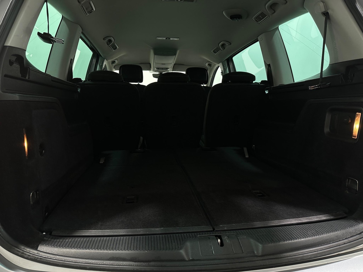 Used Volkswagen Sharan 2018 for sale - 76878537: Photo 48