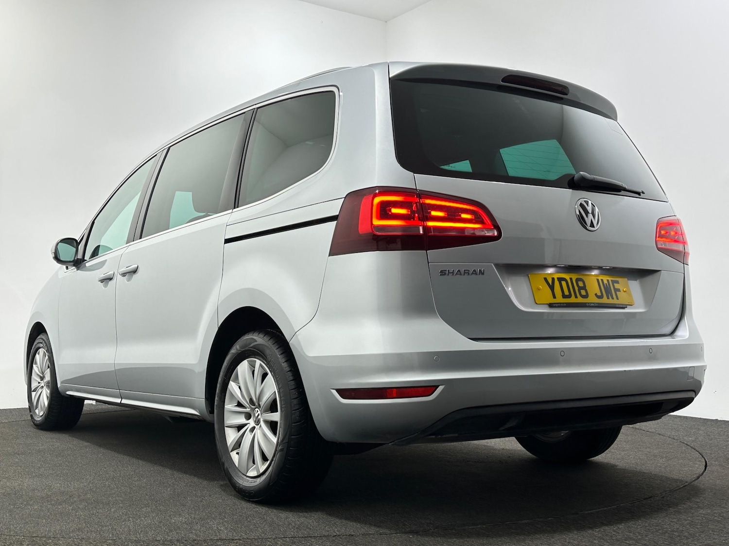 Used Volkswagen Sharan 2018 for sale - 76878537: Photo 49