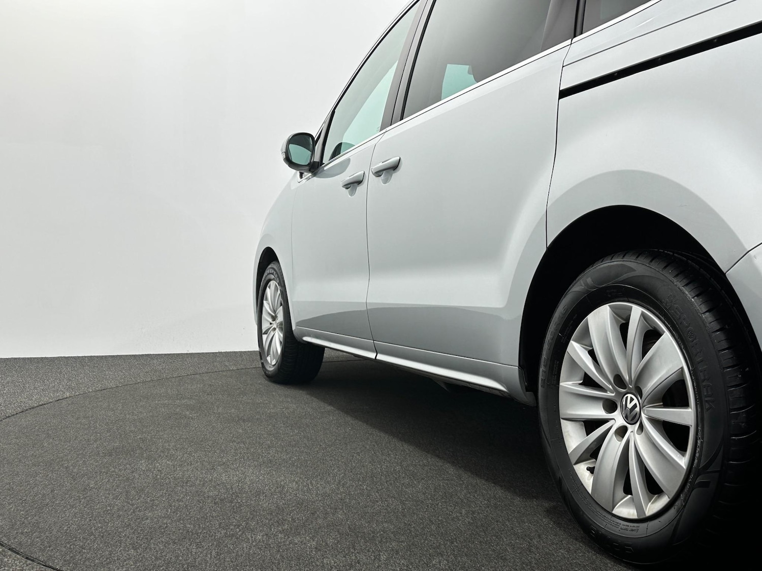 Used Volkswagen Sharan 2018 for sale - 76878537: Photo 50