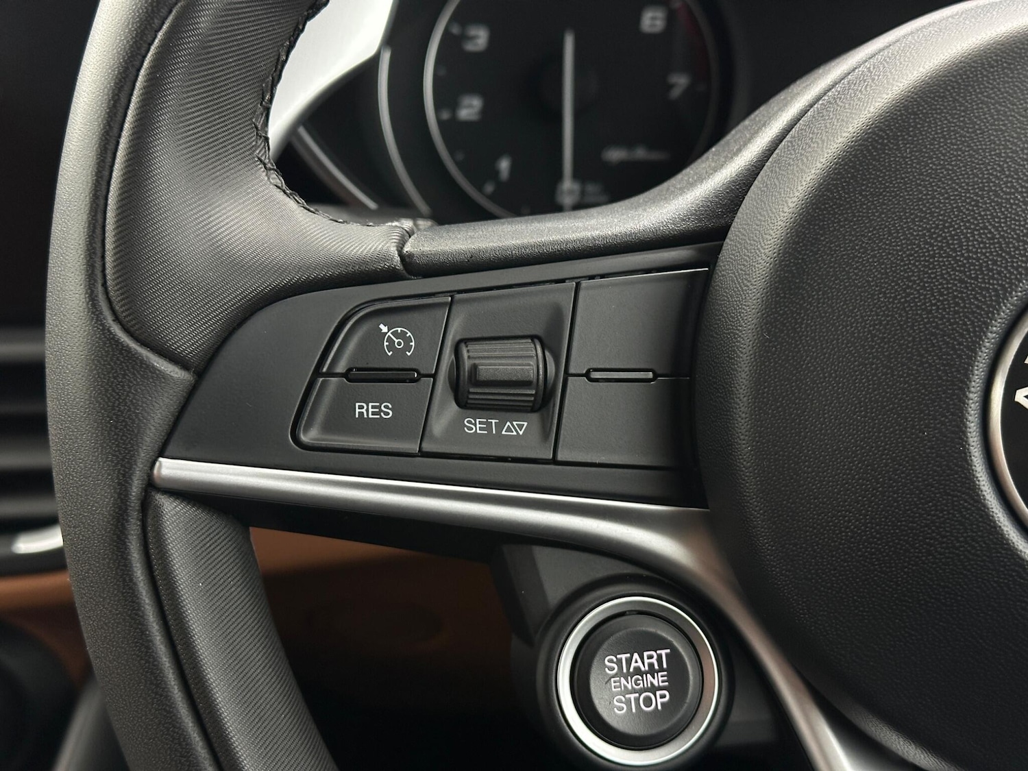 Used Alfa Romeo Giulia 2017 for sale - 76878500: Photo 14