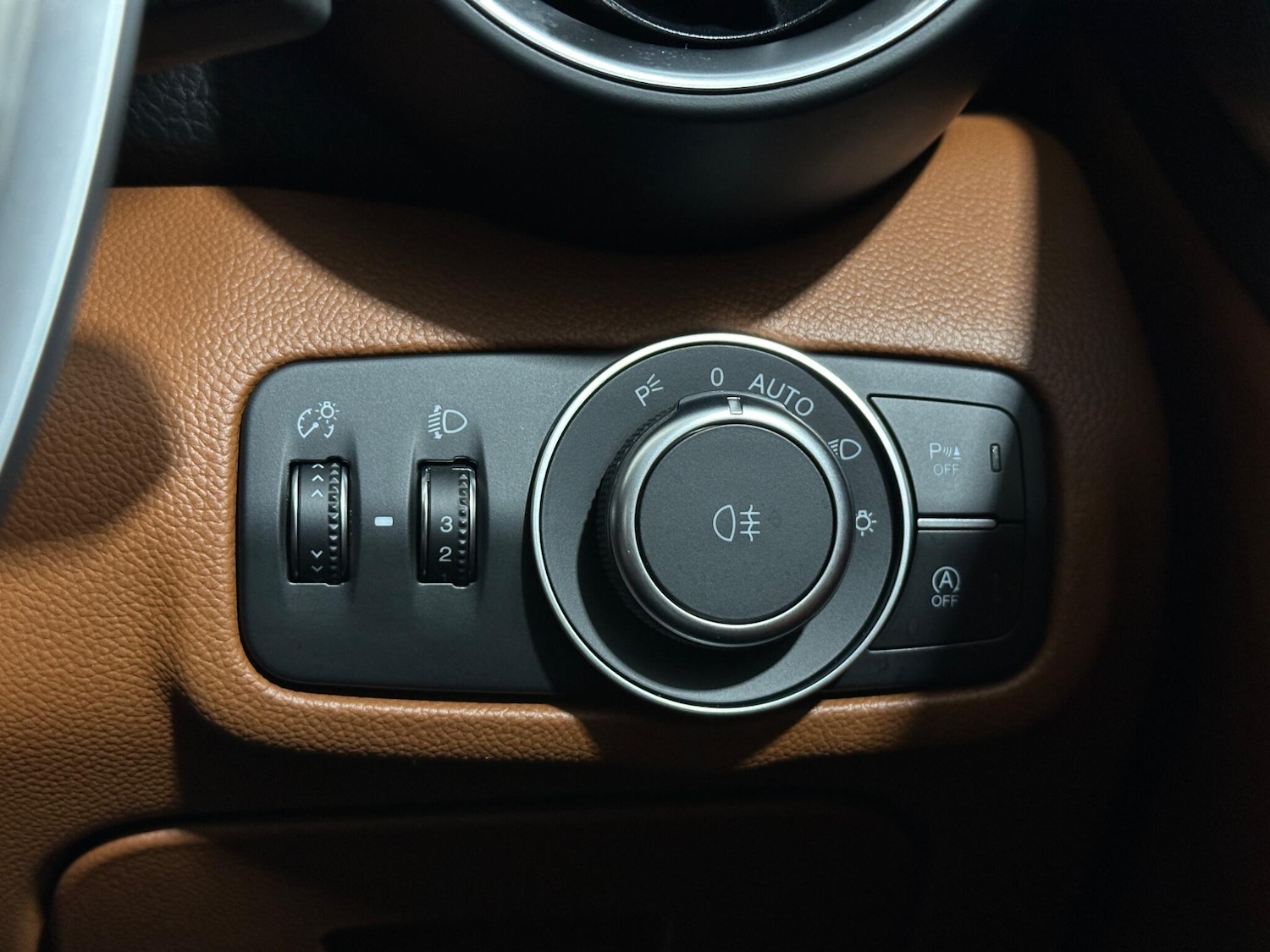 Used Alfa Romeo Giulia 2017 for sale - 76878500: Photo 17