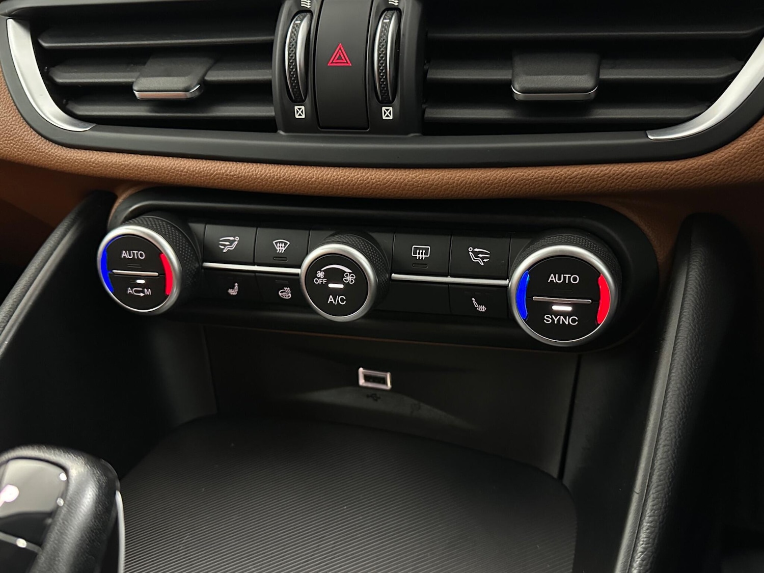 Used Alfa Romeo Giulia 2017 for sale - 76878500: Photo 21