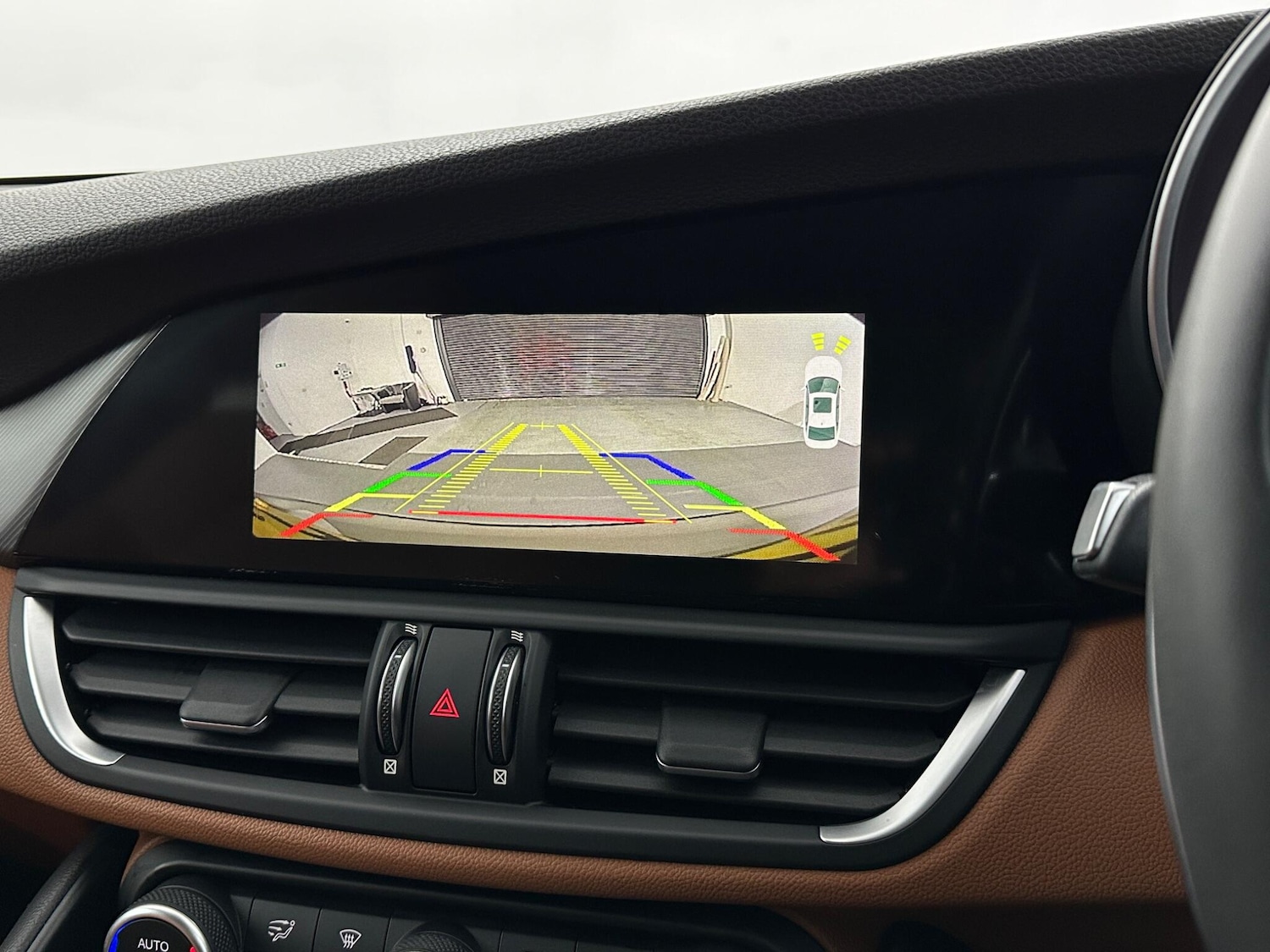 Used Alfa Romeo Giulia 2017 for sale - 76878500: Photo 23