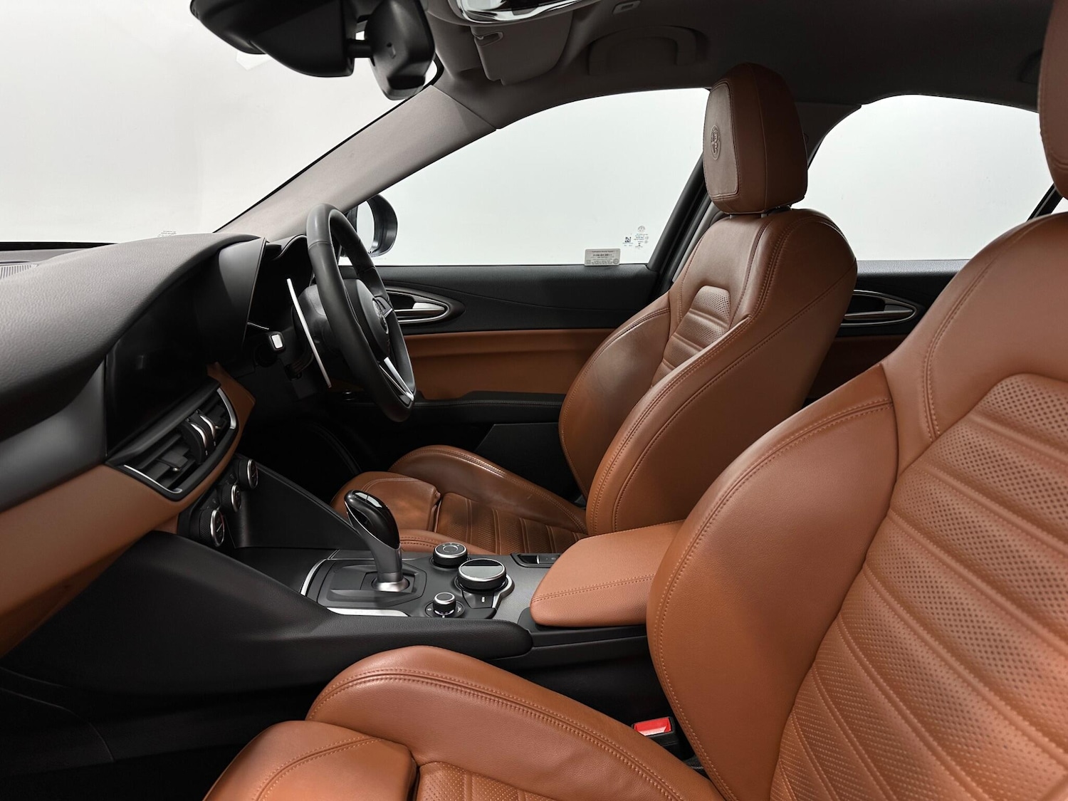 Used Alfa Romeo Giulia 2017 for sale - 76878500: Photo 33